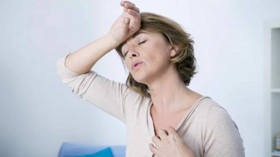 Menopausa sintomi, mestruazioni, sintomi psicologici, giramenti di testa, dolori al seno, nausea