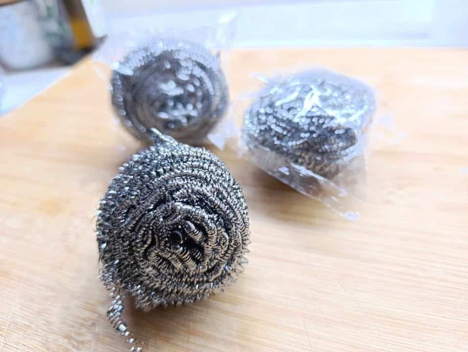 Spugnetta in acciaio